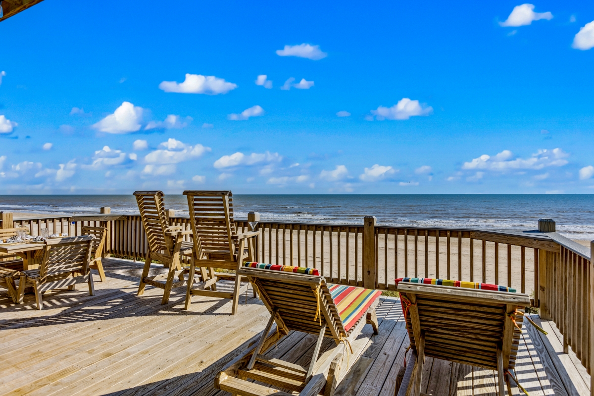 Best Beachfront Vacation Rentals on the Bolivar Peninsula